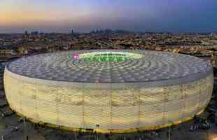 Estdio Al Thumama: arena da Copa tem capacidade para 40 mil torcedores e fica em Doha, capital do Catar. Foi projetado por pessoas nascidas no pas e reflete tradio familiar catari
