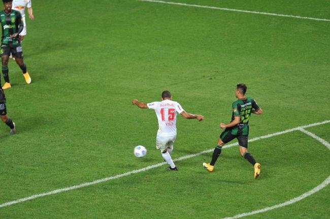 Ytalo abriu o placar para o Bragantino no Independncia diante do Amrica pela 17 rodada do Brasileiro de 2021