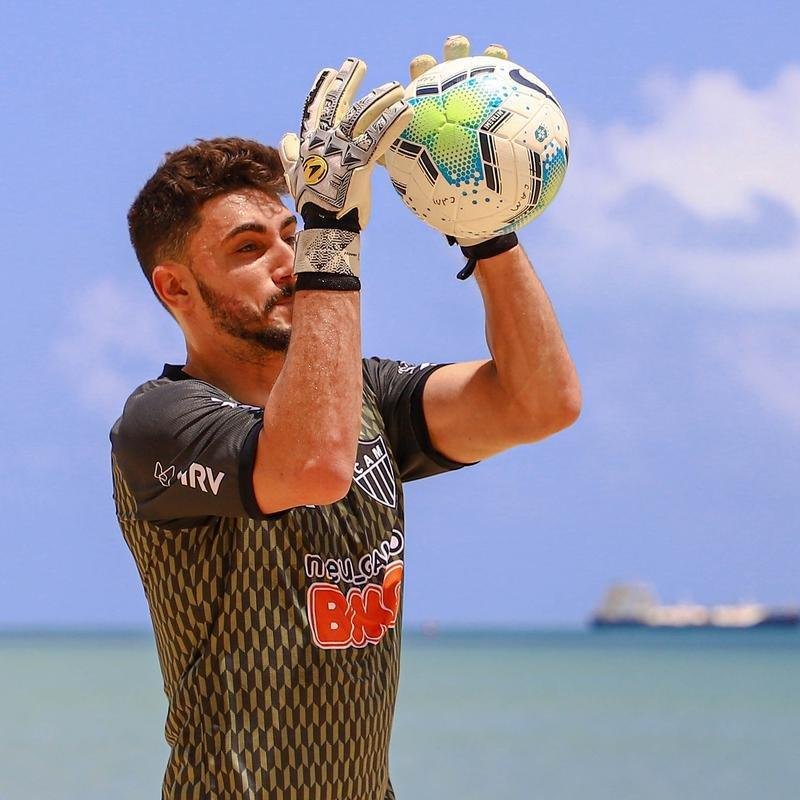 Jogadores do Atltico treinaram na Praia do Mucuripe, em Fortaleza
