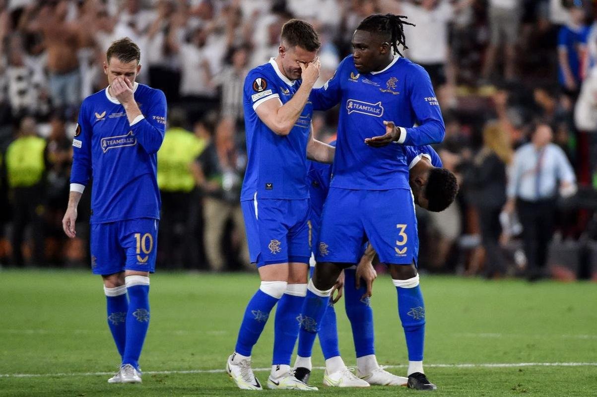 Decepo do Glasgow Rangers pela perda do ttulo nos pnaltis