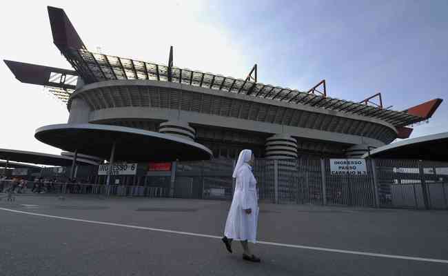 San Siro,  estádio em Milão, na Itália, visto por fora
