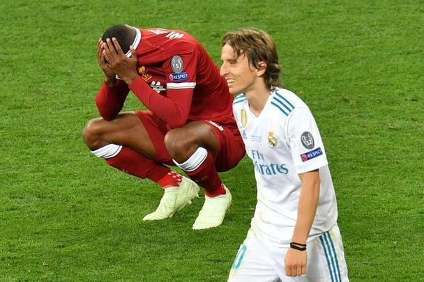 Decepo de jogadores e torcedores do Liverpool com perda do ttulo da Liga dos Campees para o Real