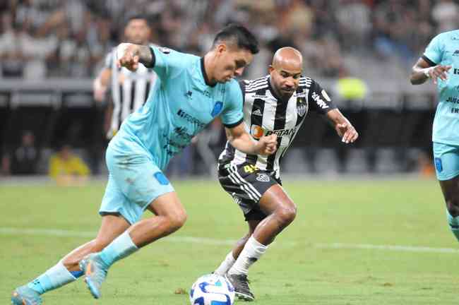 Paulinho quer Galo com 'faca entre os dentes' em jogos da