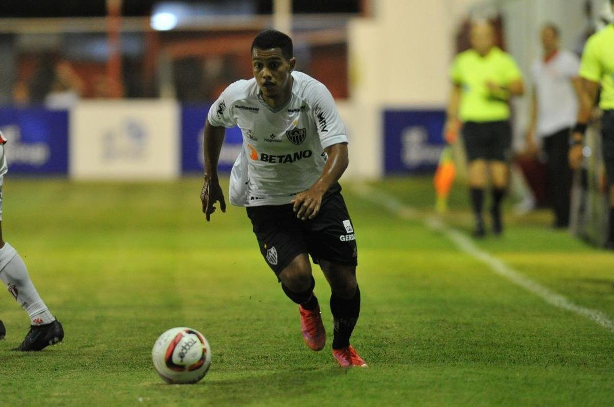 O Atltico estreou na temporada 2022 nesta quarta-feira (26), diante do Villa Nova, pela 1 rodada do Campeonato Mineiro. A partida disputada no Estdio Castor Cifuentes, em Nova Lima, tambm marcou o primeiro jogo do treinador argentino Antonio 'El Turco' Mohamed sob o comando do Galo.