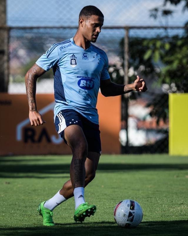 Imagens do treino do Cruzeiro nesta sexta-feira (22 de dezembro), na Toca da Raposa II