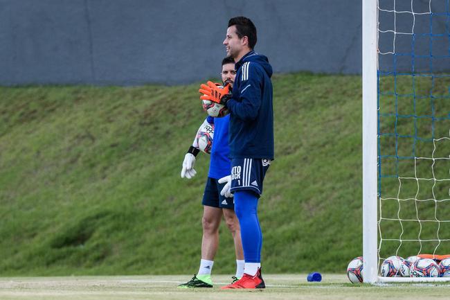 Fotos do treino do Cruzeiro no CT SM Sports, em Londrina, antes da partida contra o Londrina pela Série B. Duelo será nesta sexta, às 21h30, no estádio do Café, em Londrina, interior do Paraná