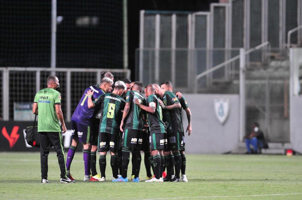 Amrica e Democrata-GV se enfrentaram no Independncia pela 2 rodada do Campeonato Mineiro