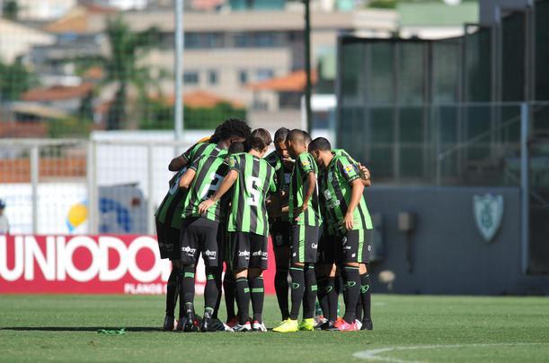 Amrica e Boa Esporte empataram em jogo movimentado no Independncia 