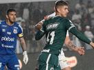 Com show de Pedro Raul, Gois vence o Santos na Vila pelo Brasileiro
