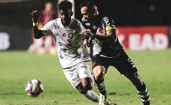 Em duelo contra o rebaixamento, Cruzeiro e Vasco ficam no empate