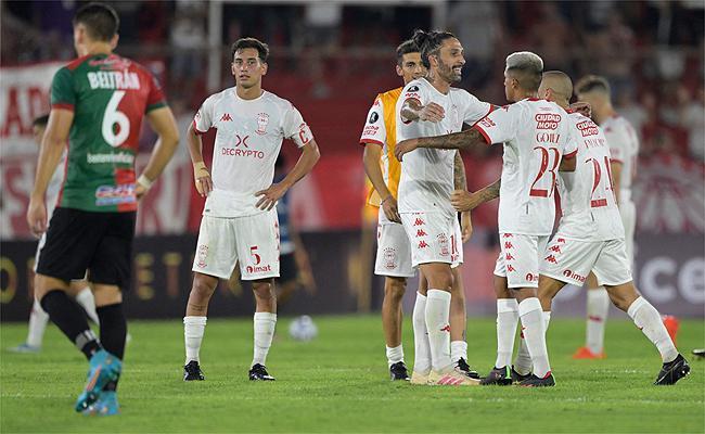 Huracn venceu Boston River e foi para a terceira fase da Copa do Brasil