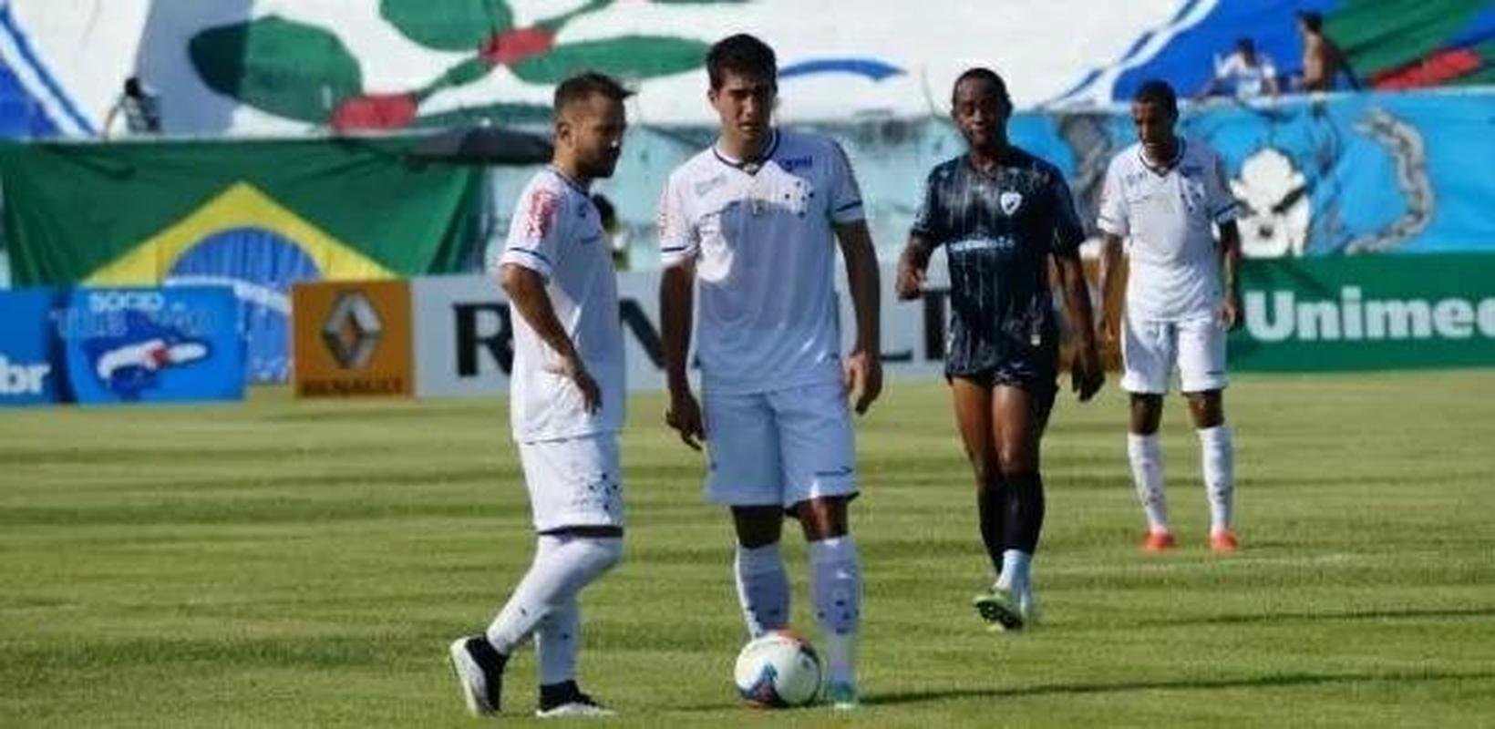 Em 2015, o Londrina derrotou o Cruzeiro por 1 a 0 no Estdio do Caf