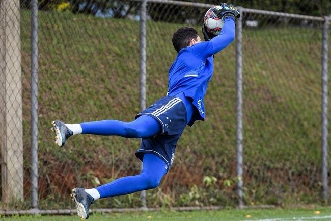 Treino do Cruzeiro nesta segunda-feira, na Toca da Raposa 2, em Belo Horizonte.
