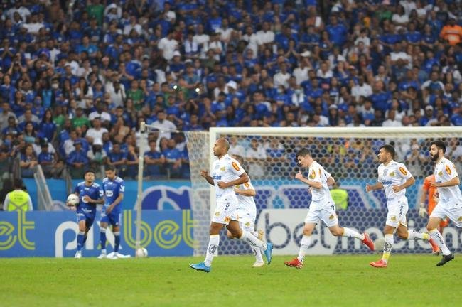 Fotos da partida entre Cruzeiro e Novorizontino, neste domingo (17), no Mineiro, em Belo Horizonte. Jogo  vlido pela 18 rodada da Srie B do Campeonato Brasileiro.
