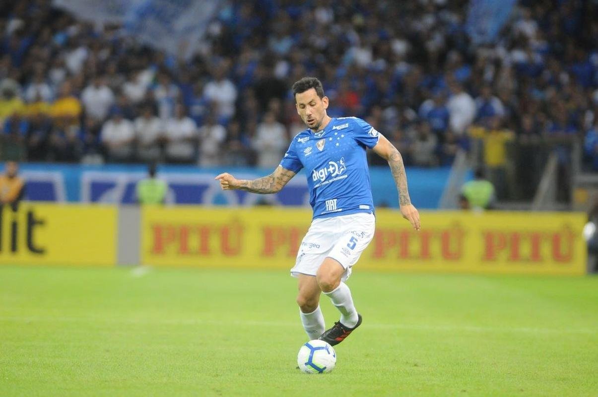 No primeiro tempo, Fluminense teve mais posse de bola; Cruzeiro no conseguiu criar muitas oportunidades
