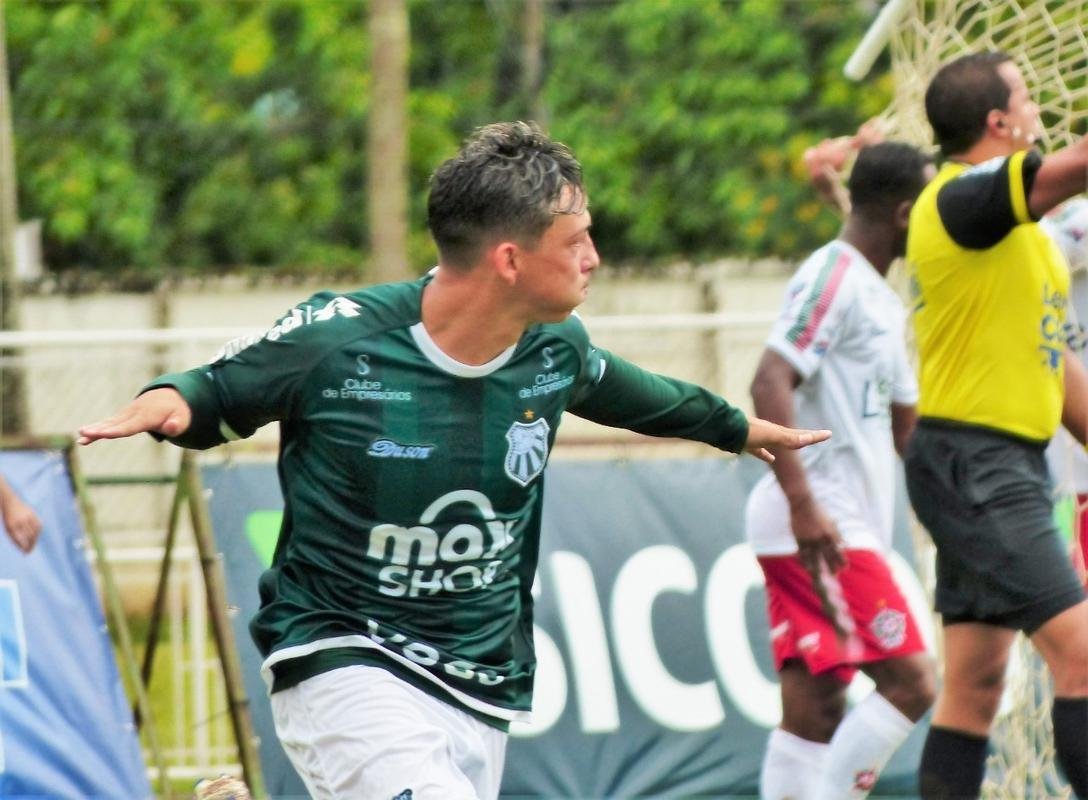 Fotos de Caldense x Boa, no Estdio Ronaldo, em Poos de Caldas, pelo Campeonato Mineiro