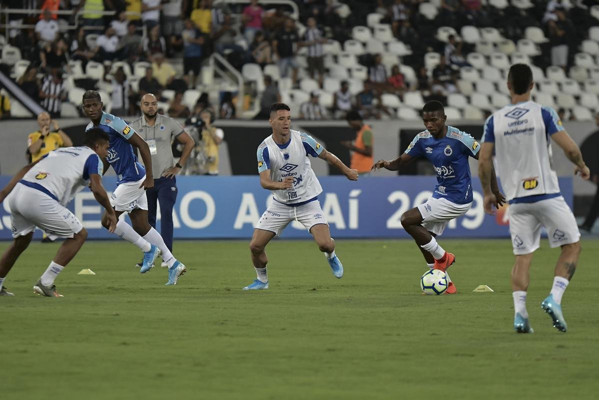 Fotos de Botafogo x Cruzeiro, no estdio Nilton Santos, pela 29 rodada do Brasileiro