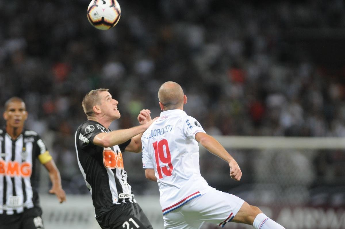 Fotos do primeiro tempo do duelo entre Atltico e Nacional do Uruguai, no Mineiro, pelo Grupo E da Copa Libertadores