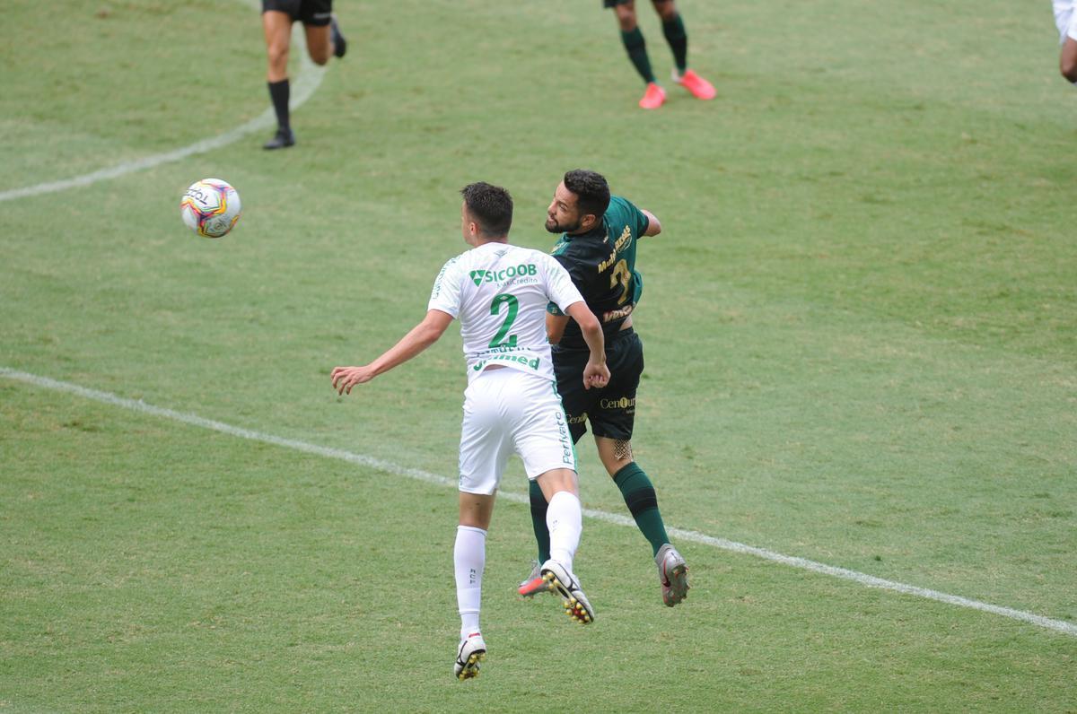 Imagens do jogo entre Amrica e Chapecoense, no Independncia, pela Srie B