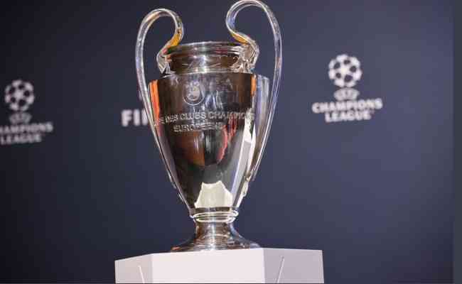 UEFA define confrontos das quartas de final da Champions League 2022/23