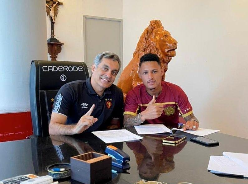 Neilton - Sport (Ex-Cruzeiro) - Atacante jogou no Cruzeiro em 2014 e 2015