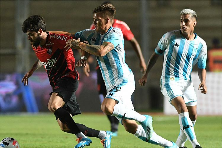 Athletico-PR perde amistoso para Racing nos p