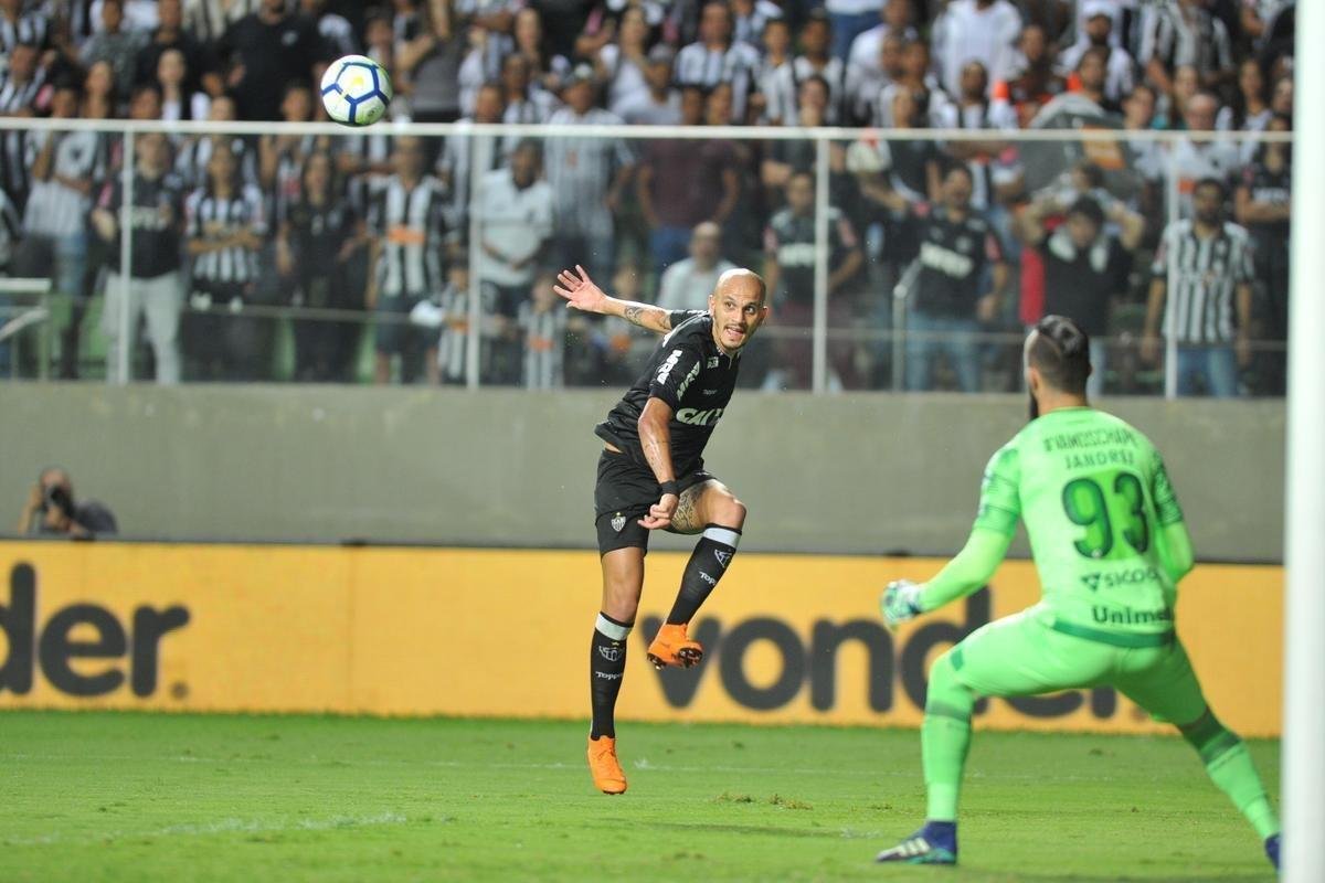 Imagens do empate sem gols entre Atltico e Chapecoense, no Independncia