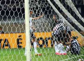 Atacante marcou os três gols da vitória do Galo contra o Brasiliense, no Mineirão, no confronto de ida da terceira fase da Copa do Brasil 