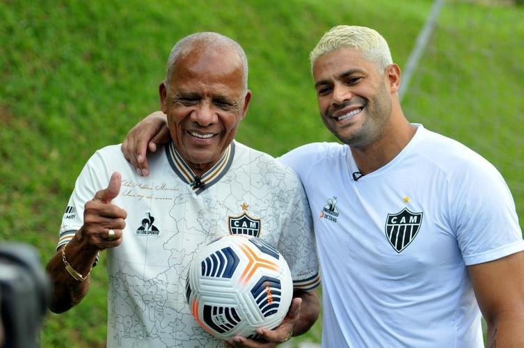Encontro dos campees brasileiros pelo Atletico, Dad Maravilha e Hulk, na Cidade do Galo. 