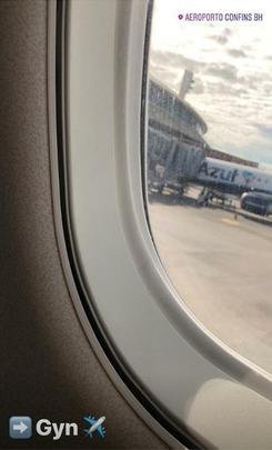 Volante Lucas Silva passa as férias em Goiás; na foto, ele embarcando para Goiânia