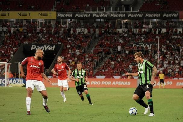 América enfrentou o Internacional, no Beira-Rio, em Porto Alegre, pela 34ª rodada do Brasileiro