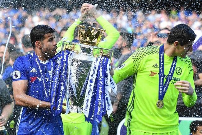 Diego Costa - Foi campeo espanhol em 2013/14 e 2020/21 pelo Atltico de Madrid e campeo ingls em 2014/15 e 2016/17 pelo Chelsea.