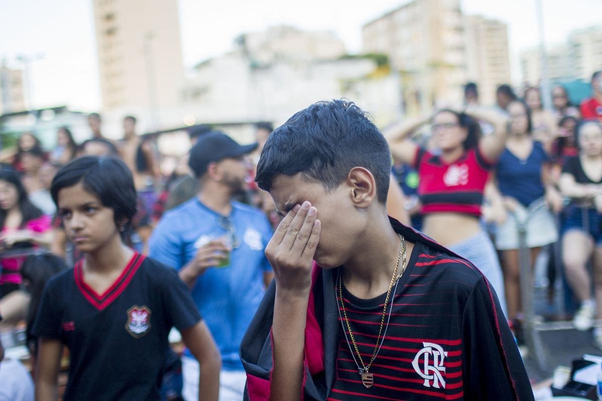 Tristeza dos torcedores do Flamengo na derrota para o Palmeiras