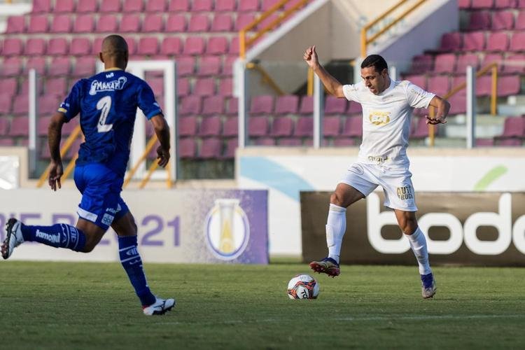 Fotos do jogo entre Confiança e Cruzeiro, pela Série B