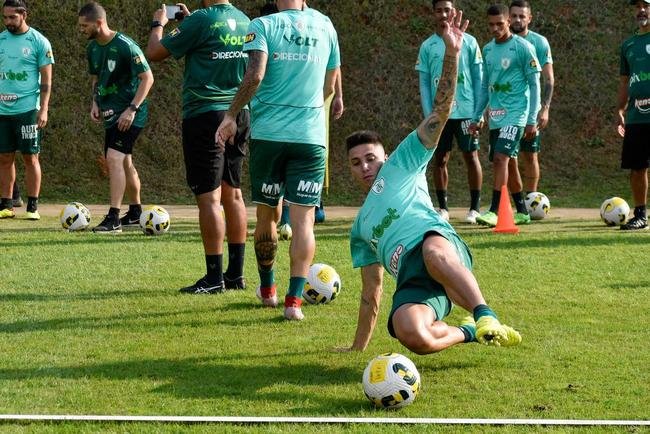 Am�rica segue em prepara��o para enfrentar o Corinthians