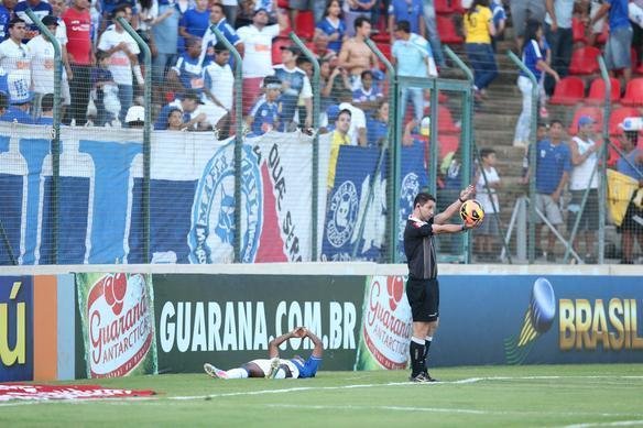 Imagens do jogo entre Cruzeiro e Internacional, na Arena do Jacar, pelo Brasileiro