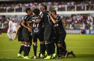 Na Vila Belmiro, Atltico  derrotado pelo Santos por 3 a 2, pela 37 rodada do Campeonato Brasileiro 