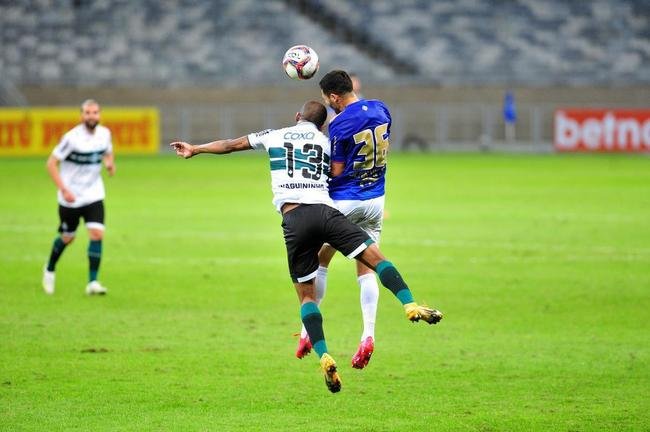 Fotos do jogo entre Cruzeiro e Coritiba, no Mineiro, em Belo Horizonte, pela 10 rodada da Srie B do Campeonato Brasileiro de 2021