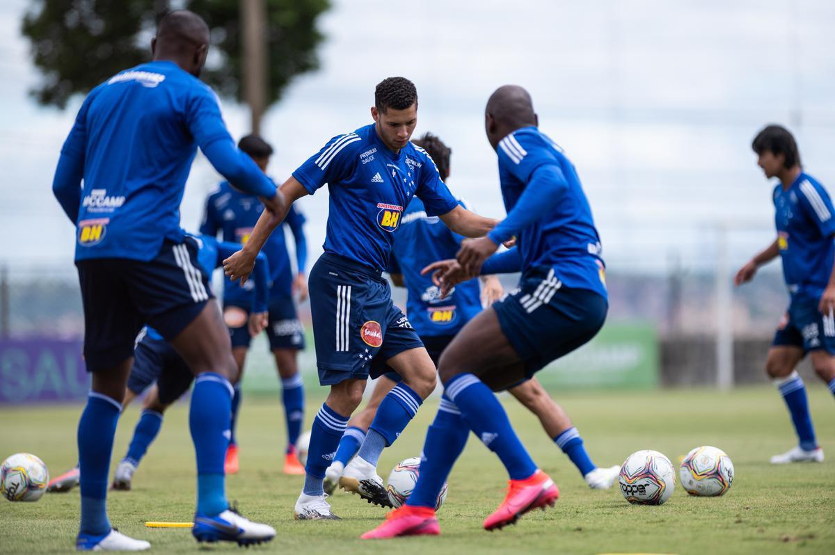 Cruzeiro se prepara para o clássico contra o América