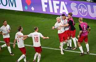 28 - Dinamarca - 1 ponto e dois gols negativos de saldo