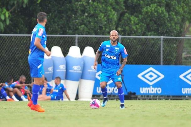 Imagens do jogo-treino entre Cruzeiro e Ipatinga, na Toca da Raposa II, nesta sexta-feira (12/01)