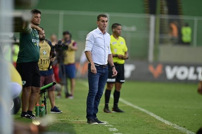 No Independncia, Amrica vence Tombense por 3 a 1, de virada, pela oitava rodada do Campeonato Mineiro 