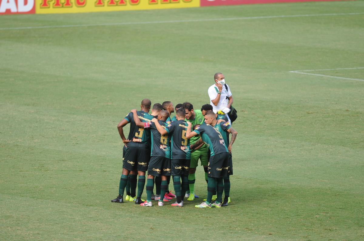 Imagens do jogo entre Amrica e Chapecoense, no Independncia, pela Srie B