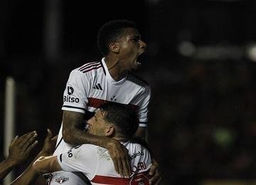 Marcos Paulo comanda vitória por 2 a 0 sobre o Sport, na Ilha do Retiro, pela Copa do Brasil