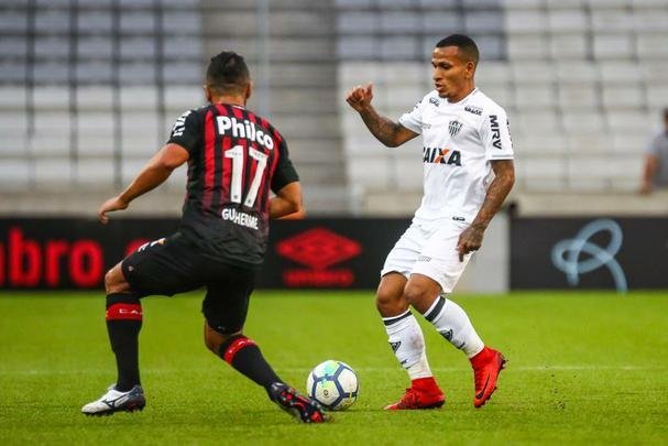 Veja imagens da vitória do Atlético sobre o Atlético-PR