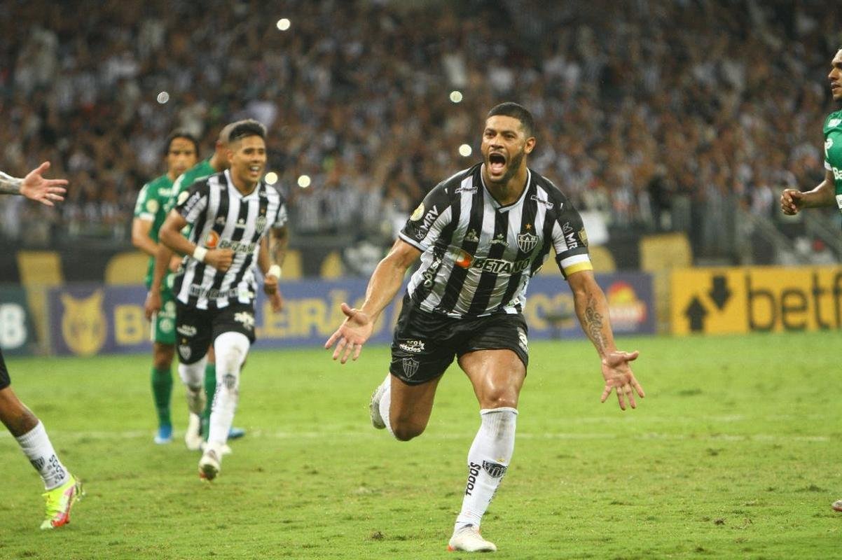 Festa de Hulk com os dois marcados sobre o Juventude no Mineiro