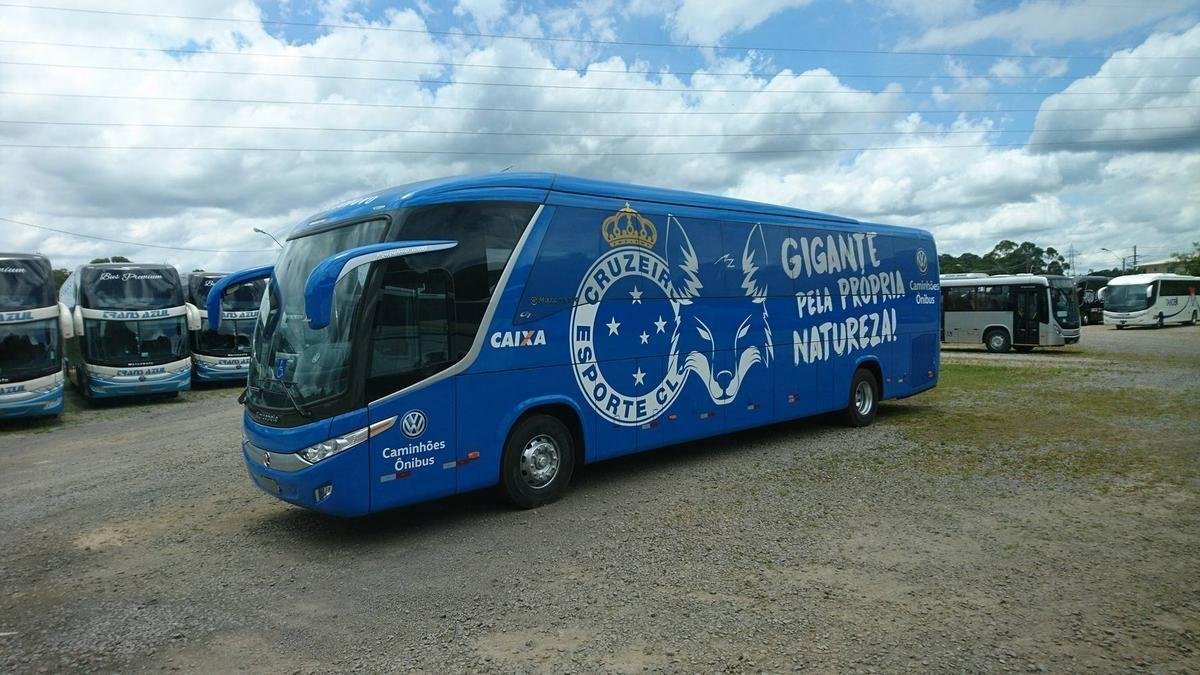 Novo �nibus do Cruzeiro