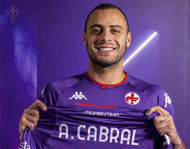 Arthur Cabral, ex-Palmeiras e Ceará, vai jogar na Itália
