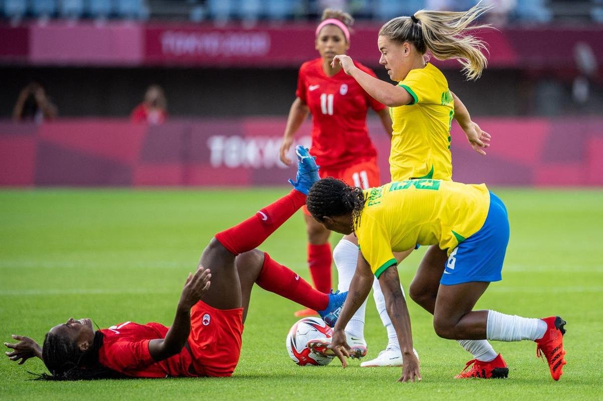 A eliminao brasileira no torneio de futebol feminino dos Jogos de Tquio