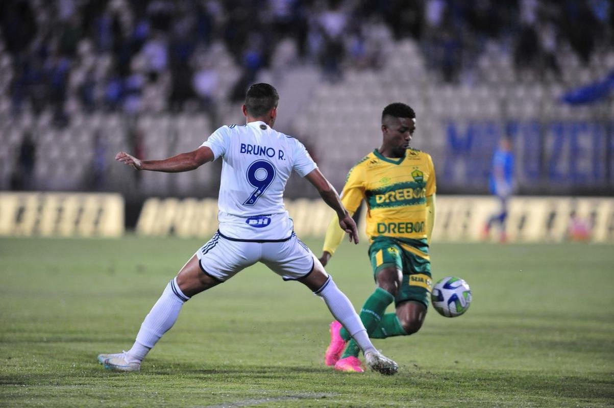 Cruzeiro x Cuiab: fotos do jogo na Arena do Jacar, em Sete Lagoas